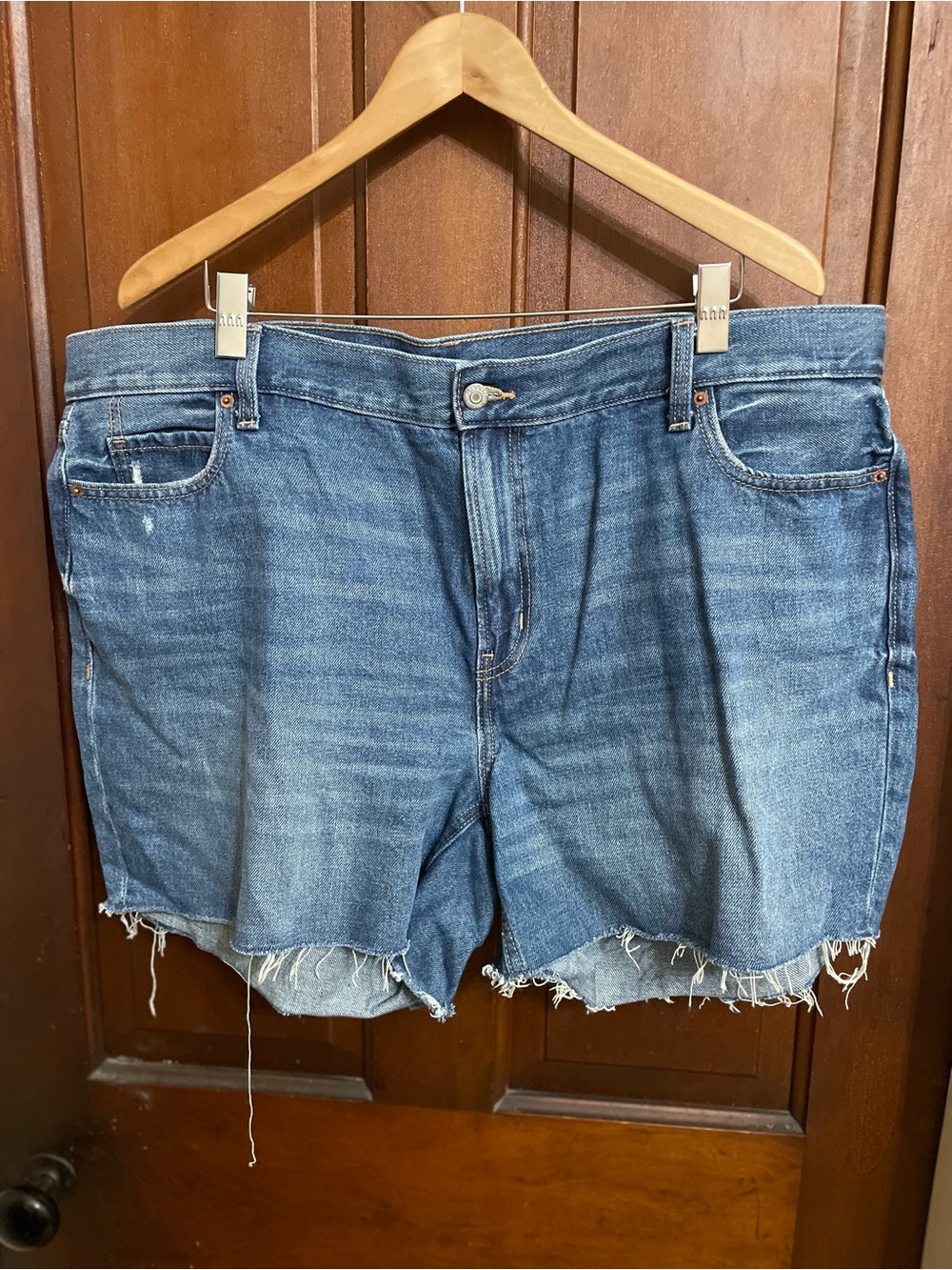 Old Navy women's size 20 high rise slouchy straight denim shorts